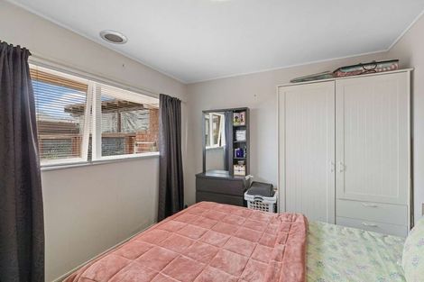 Photo of property in 2/15 Richards Avenue, Papatoetoe, Auckland, 2025