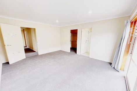Photo of property in 14 Monash Place, Flat Bush, Auckland, 2016