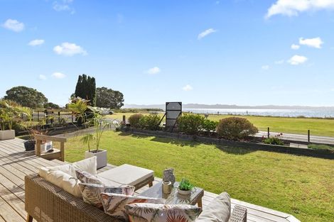 Photo of property in 915 East Coast Road, Kaiaua, Pokeno, 2473