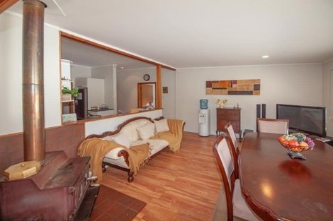 Photo of property in 271 Middleton Road, Glenside, Wellington, 6037