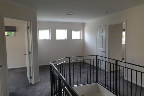 Photo of property in 9 Seresin Crescent, Flat Bush, Auckland, 2016