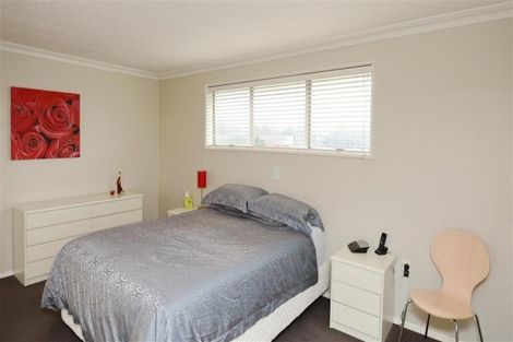 Photo of property in 14 Sevenoaks Drive, Bryndwr, Christchurch, 8053