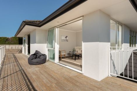 Photo of property in 5 Carex Close, Pyes Pa, Tauranga, 3112