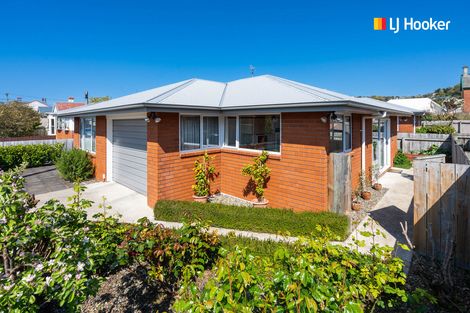 Photo of property in 30 Surrey Street, Caversham, Dunedin, 9012