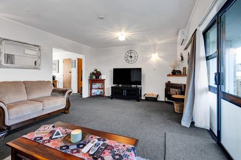 Photo of property in 4 Warkworth Grove, Bell Block, New Plymouth, 4312