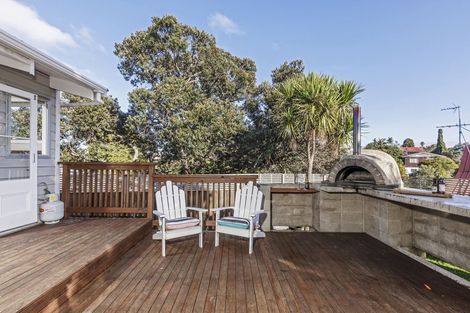 Photo of property in 6a Tiri Road, Manly, Whangaparaoa, 0930