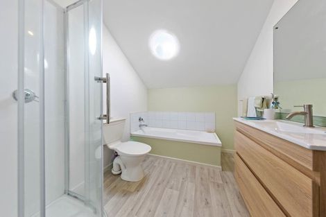 Photo of property in 4/20 Hutchinsons Road, Bucklands Beach, Auckland, 2014