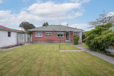 Photo of property in 7 Canberra Place, Redwood, Christchurch, 8051