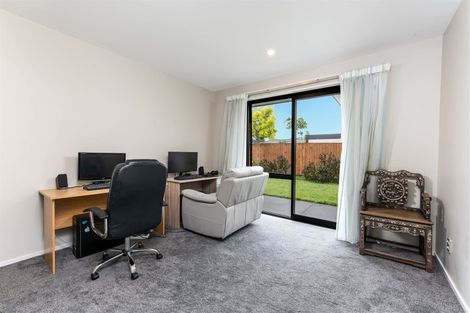 Photo of property in 9 Augustine Drive, Aidanfield, Christchurch, 8025