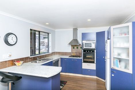 Photo of property in 15 Chancery Close, Hamilton East, Hamilton, 3216