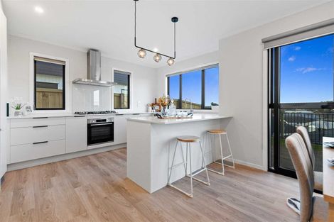 Photo of property in 1/40 Rose Berry Crescent, Flagstaff, Hamilton, 3210