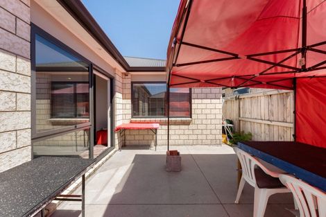 Photo of property in 19 Marion Crescent, Papamoa Beach, Papamoa, 3118