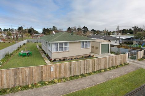 Photo of property in 27 Gordon Crescent, Marton, 4710