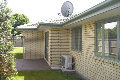 Photo of property in 43 Earnslaw Crescent, Bryndwr, Christchurch, 8053