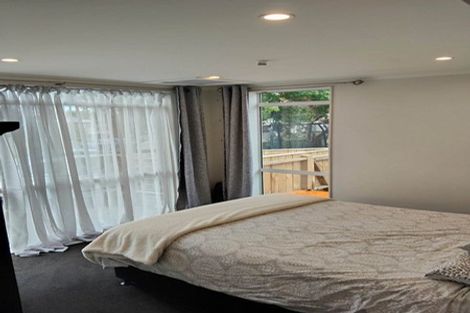 Photo of property in 10 Cohen Place, Milson, Palmerston North, 4414