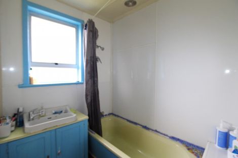 Photo of property in 11 Wilson Street, Pahiatua, 4910