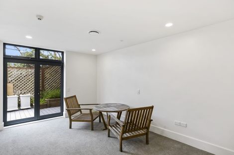 Photo of property in 6/308 Oriental Parade, Oriental Bay, Wellington, 6011