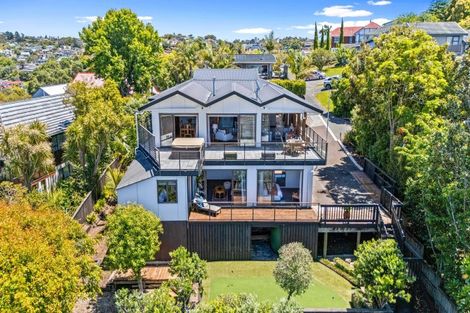 Photo of property in 36 Montclair Rise, Browns Bay, Auckland, 0630