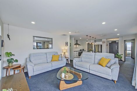 Photo of property in 17 Old Red Barn Road, Halswell, Christchurch, 8025