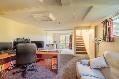 Photo of property in 22 Estuary Crescent, Fairfield, Dunedin, 9018