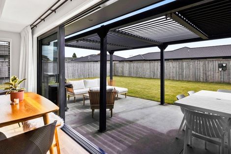 Photo of property in 9 Atutahi Street, Hurdon, New Plymouth, 4310