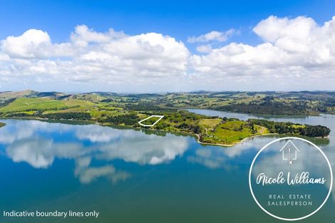 Photo of property in 275 Metcalfe Road, Matakohe, 0593