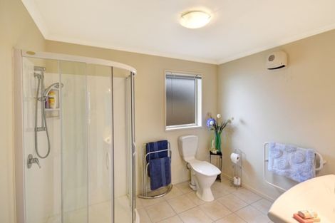 Photo of property in 4/4 Reid Avenue, Mosgiel, 9024