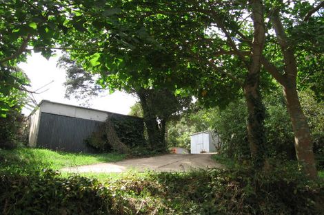 Photo of property in 16 Taraire Street, Ostend, Waiheke Island, 1081