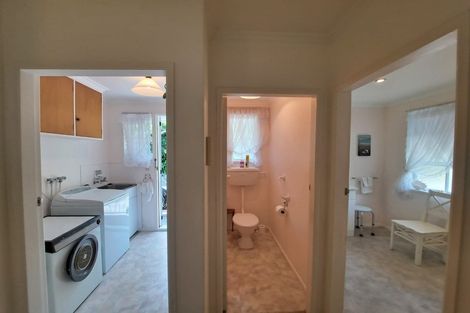 Photo of property in 78 Mangorei Road, Strandon, New Plymouth, 4312