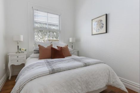 Photo of property in 100 Burnley Terrace, Sandringham, Auckland, 1025