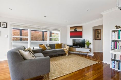 Photo of property in 16 Hadfield Street, Beach Haven, Auckland, 0626