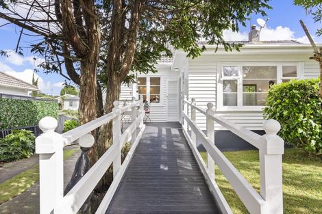 Photo of property in 31 Tasman Avenue, Mount Albert, Auckland, 1025