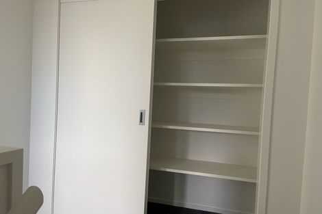 Photo of property in 4/8 Yeovil Road, Te Atatu Peninsula, Auckland, 0610