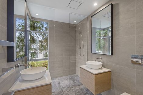 Photo of property in 100 Glandovey Road, Fendalton, Christchurch, 8052