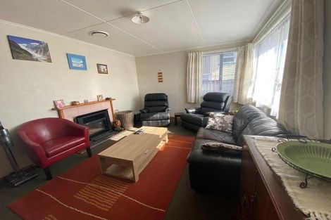 Photo of property in 28 Warwick Road, Stratford, 4332