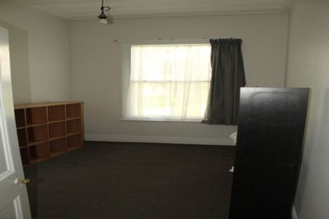 Photo of property in 33 Mount Albert Road, Mount Albert, Auckland, 1025