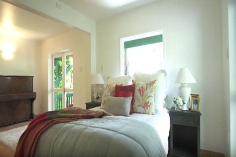 Photo of property in 7 Tranquil Glade, Hillcrest, Auckland, 0627