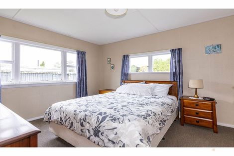 Photo of property in 28 Augustine Street, Waimate, 7924