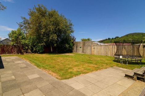 Photo of property in 16 Fenruss Street, Fairy Springs, Rotorua, 3015