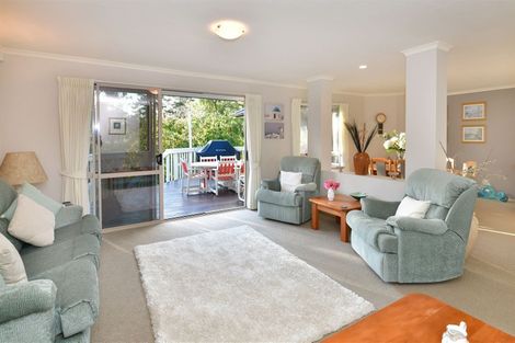 Photo of property in 11 D'urville Place, Gulf Harbour, Whangaparaoa, 0930