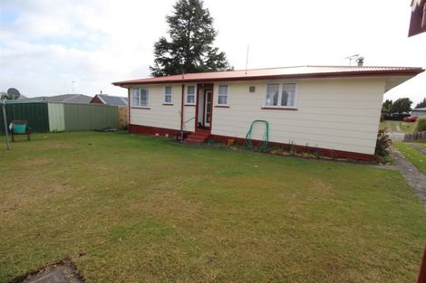 Photo of property in 2 Pateke Place, Tokoroa, 3420