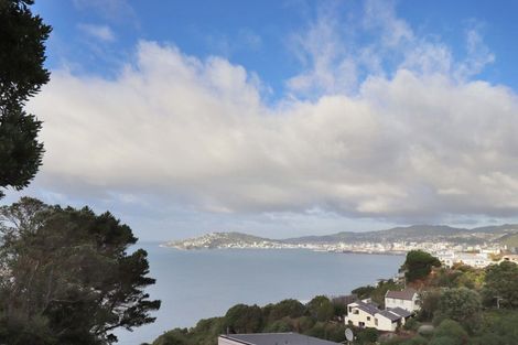 Photo of property in 2/72 Homebush Road, Khandallah, Wellington, 6035