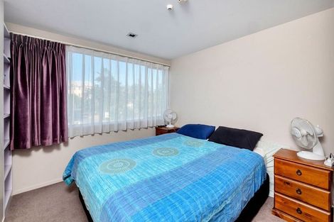 Photo of property in Shoal Haven Apartments, 206a/130 Anzac Street, Takapuna, Auckland, 0622