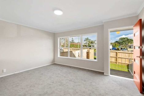 Photo of property in 95c Verbena Road, Birkdale, Auckland, 0626