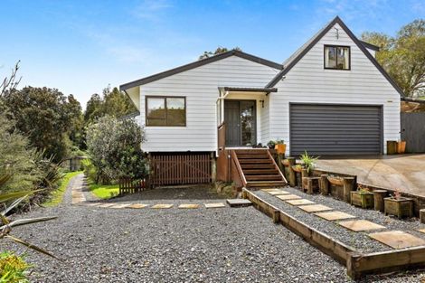 Photo of property in 169 Inland Road, Helensville, 0875