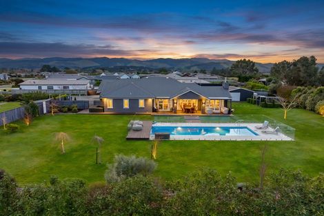 Photo of property in 27 Mill Grove, Clareville, Carterton, 5713