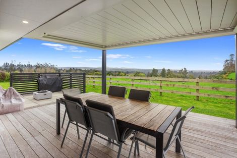 Photo of property in 9 Betty May Drive, Pyes Pa, Tauranga, 3173