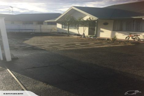 Photo of property in 113 Kindergarten Drive, Conifer Grove, Takanini, 2112