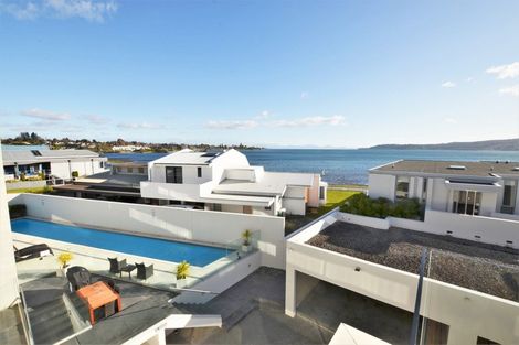 Photo of property in 15/225 Lake Terrace, Waipahihi, Taupo, 3330