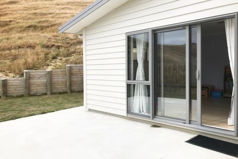 Photo of property in 5 Prestwich Rise, Churton Park, Wellington, 6037